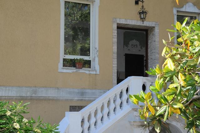 Holiday'S Beach Ventimiglia Exterior photo